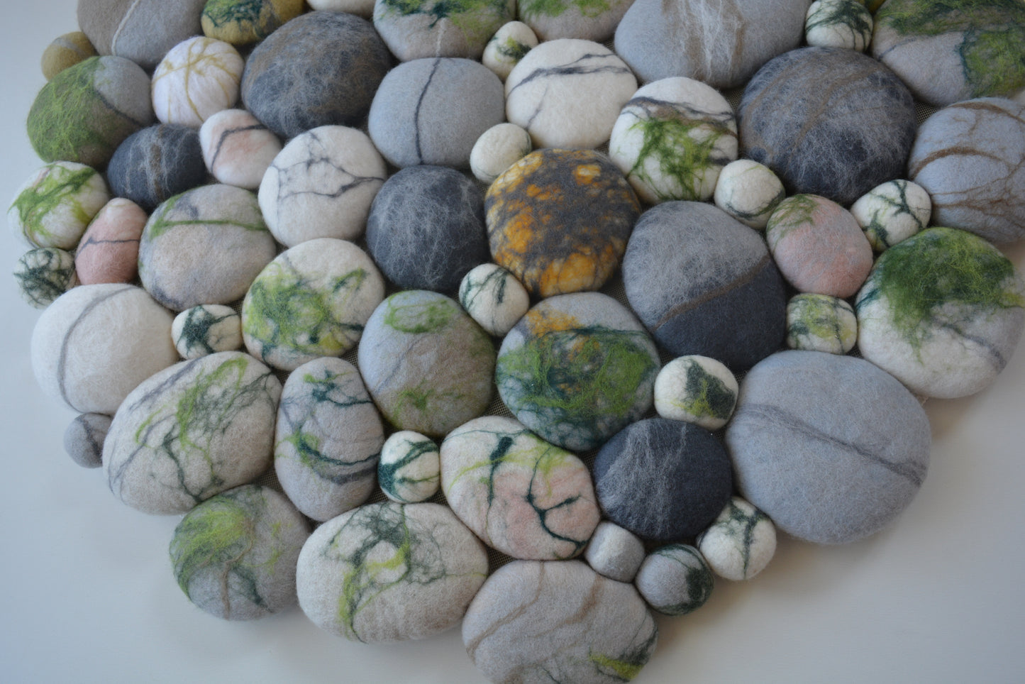 Moss stones